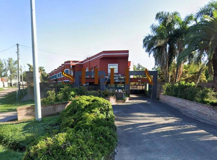 Terreno · 2561m²