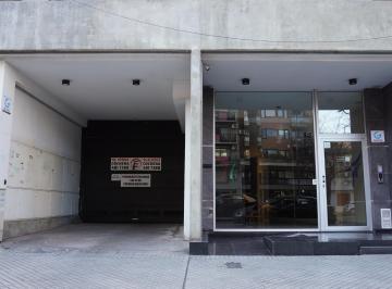 Garage , Rosario · Venta Cochera a m de Universidad de Medicina