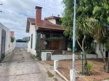 Depósito · 226m² · 3 Ambientes · Deposito con Casa - Zona Puerto - Industrial Pesquera - Apto Credito