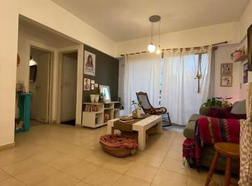 Departamento de 2 ambientes, Avellaneda · Amplio Departamento de 2 Amb Avellaneda Centro