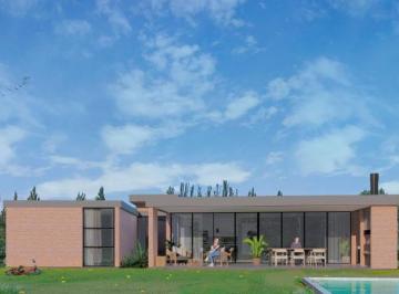 Casa · 172m² · 4 Ambientes · Casa en Construccion Canales de Plottier