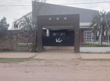 Local comercial · 420m² · 1 Cochera · Se Alquila Salon Comercial en Reconquista