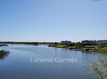Terreno · 1197m² · Terreno - Venta - Barrio Amarras - Lote Al Lago Central - Orientación Norte