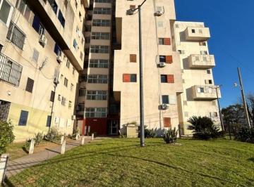 Departamento · 64m² · 4 Ambientes · Departamento 4amb. Lugano 27