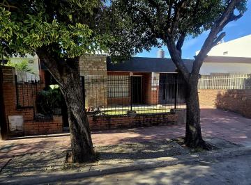 Casa de 7 ambientes, Córdoba · En Pleno Barrio Los Naranjos! a m de Ruta 20!