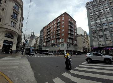 Oficina comercial de 1 ambiente, San Telmo · Bolìvar Esq. Av Belgrano Fte. Área Trab. + 1 Despacho + Baño Compl. + 2ºdespach U Off.