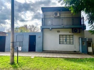 Bodega-Galpón · 170m² · Departamento Duplex + Galpón en Ferrando 1565