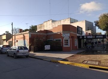 Local comercial de 3 ambientes, San Vicente · Sobre Av Principal