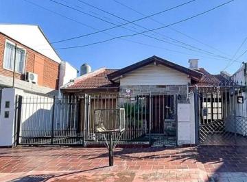 PH Venta 162m² de 3 ambientes · PH Apto Credito 3 Ambientes Muy Bien Ubicado.