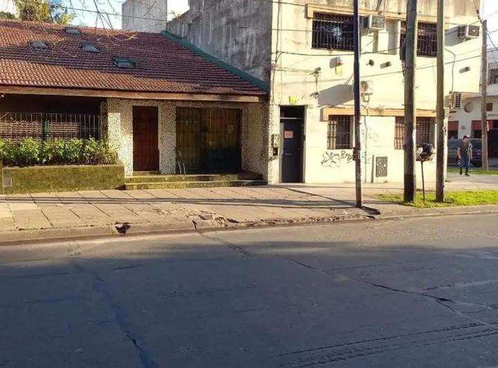 Local comercial · 216m² · 3 Ambientes