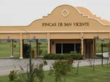 Terreno · 3273m² · Venta Lote Barrio Fincas Sporting
