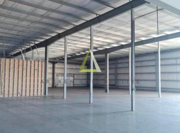 Bodega-Galpón · 4000m² · Galpón en Alquilar Puente Lanoria