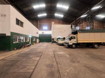 Bodega-Galpón , Tres de Febrero · Galpon de 1700 m² con Oficinas en Venta en Caseros