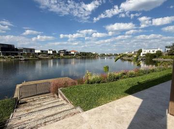 Casa de 9 ambientes, Tigre · Espectacular Casa Al Lago en Virazon Nordelta!