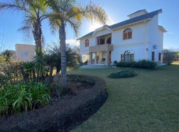 Casa · 300m² · 5 Ambientes · 5 Cocheras · Exc. Casa 4 Dorm C/gge/qcho/adasor/jardin Calle Orán Tipal