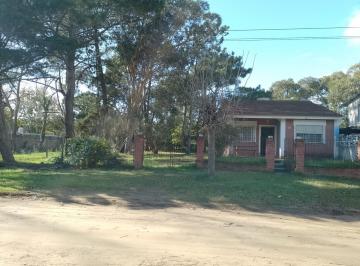 Casa de 3 ambientes, Las Toninas · Casa 3 Ambientes Sobre Gran Lote en Las Toninas