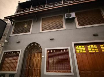 Casa · 300m² · 6 Ambientes · 2 Cocheras · Casa en 3 Plantas - Lanús Oeste