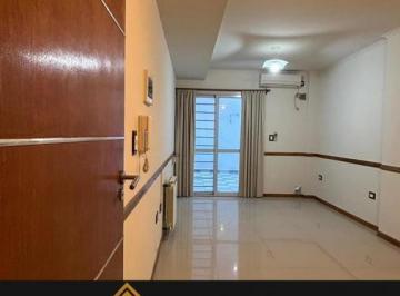 Departamento · 69m² · 3 Ambientes · 1 Cochera · Vendo Departamento 2 Dorm. con Cochera en El Centro
