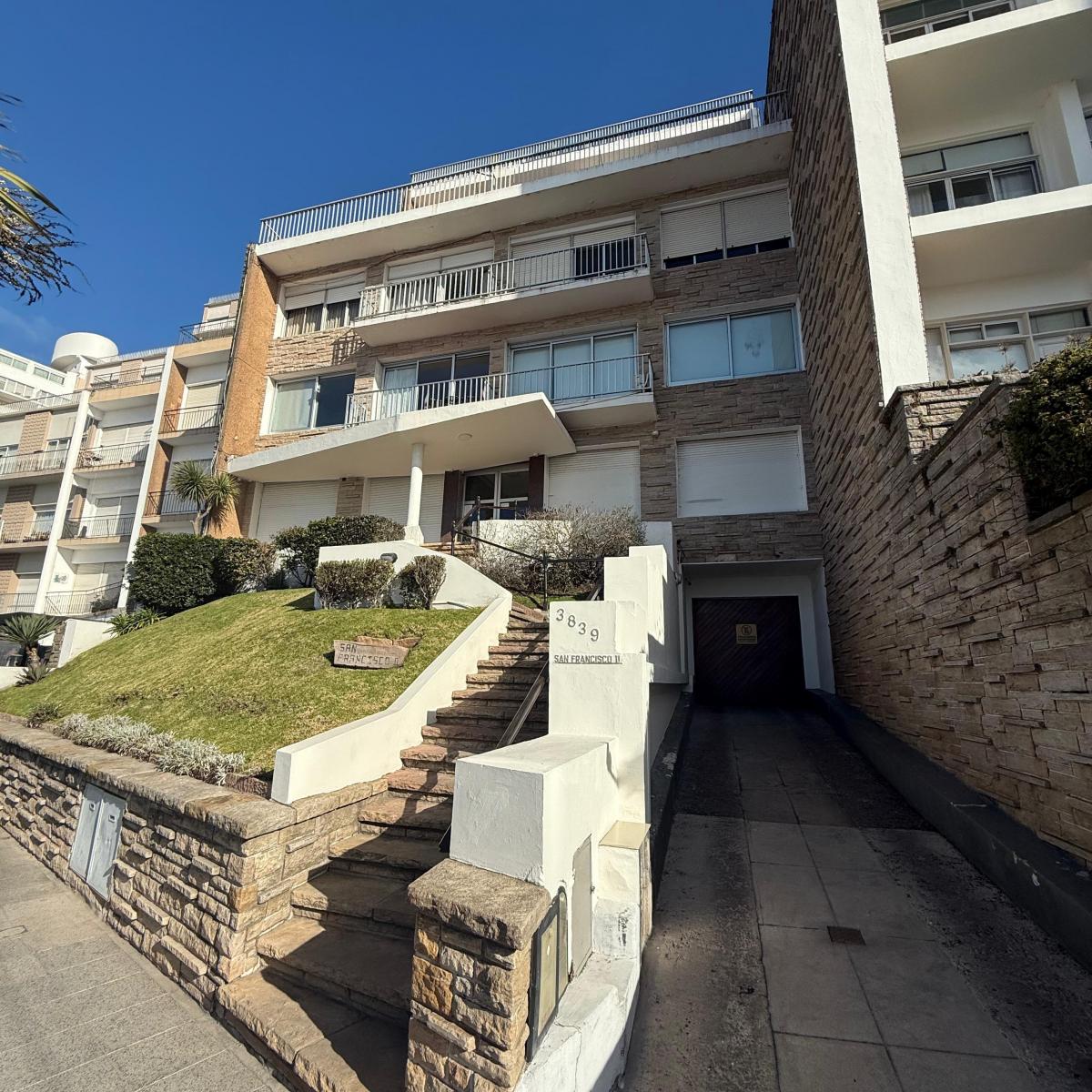 Departamento en venta ubicado en Boulevard Marítimo Patricio Peralta Ramos, Playa Chica