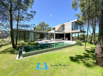 Casa de 4 ambientes, Costa Esmeralda · Alquiler Casa Verano 2026 Costa Esmeralda Vista Al Mar Barrio Maritimo