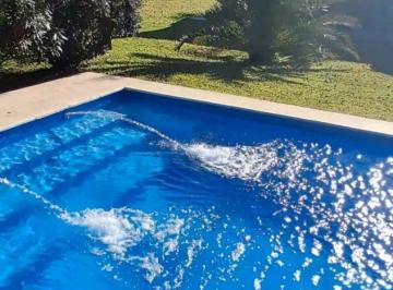 Casa · 340m² · 5 Ambientes · 5 Cocheras · Venta Finca 5 Ambientes. Piscina, Quinchos. San Vicente