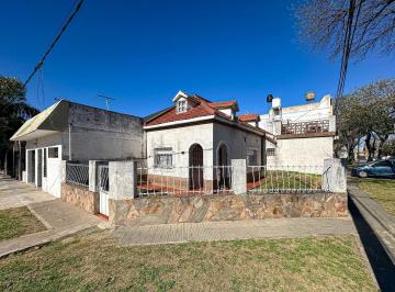 Casa · 134m² · 6 Ambientes · 1 Cochera · Casa en Zona Sur