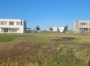 Terreno · 630m² · Lote Interno en Barrio Riberas de Puertos