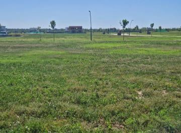 Terreno · 682m² · Terreno en Amarras