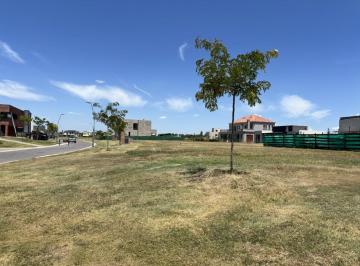 Terreno · 645m² · Puertos | Riberas - Lote / Terreno en Esquina a La Venta
