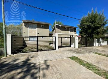 PH · 80m² · 4 Ambientes · 1 Cochera · Excelente Duplex en Aguas Verdes!