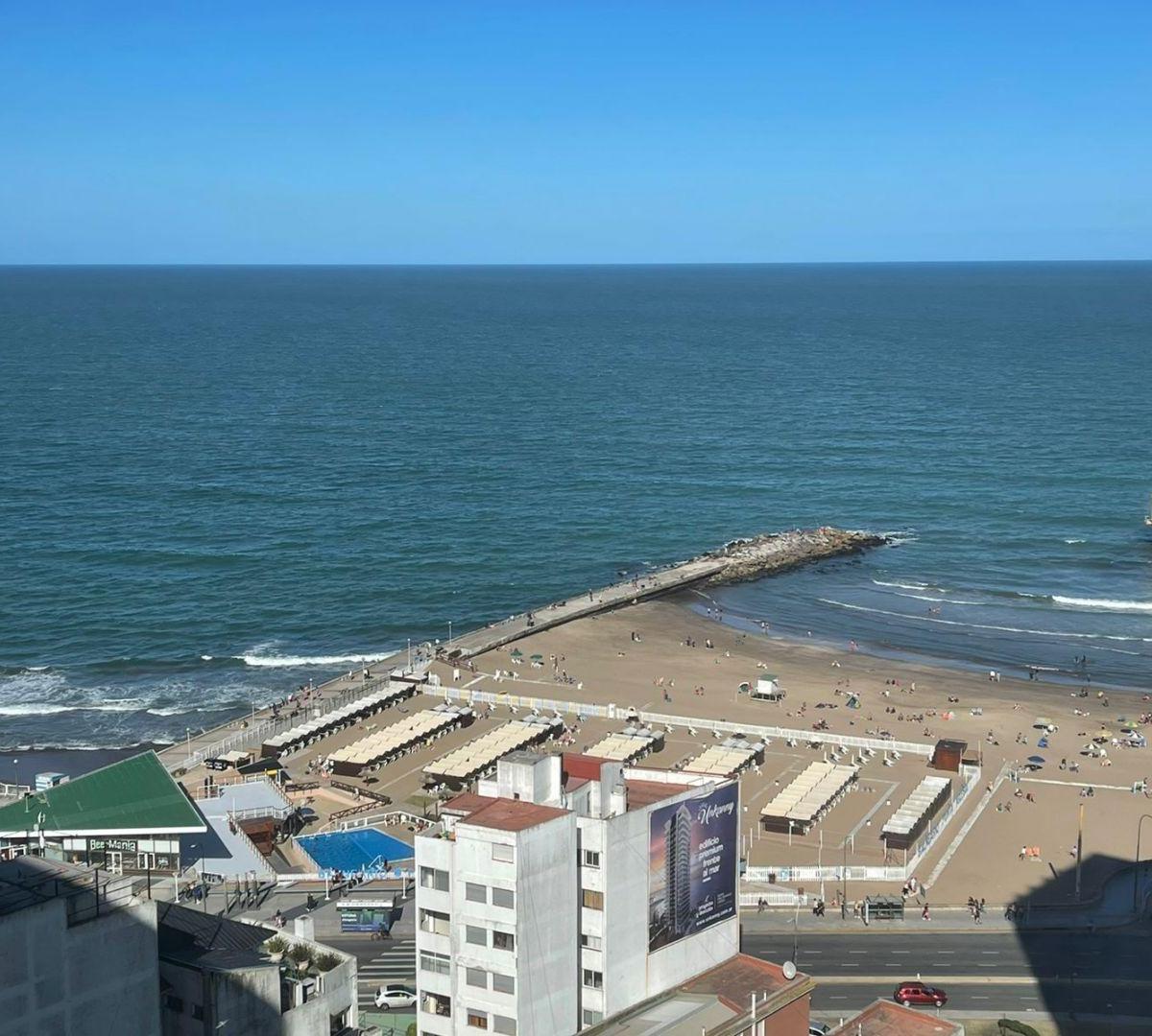 Venta de Departamento 2 ambientes reciclado con cochera — Punta Iglesia