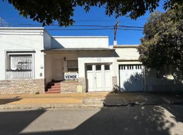 Casa de 6 ambientes, Chascomús · Casa 150 m², Jorge Newbery 331. Chascomús, Buenos Aires.