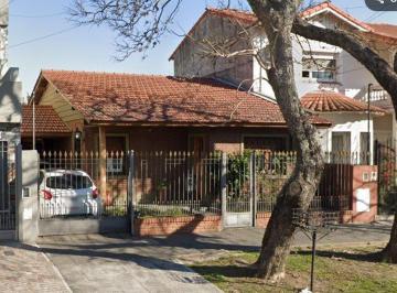 Casa de 3 ambientes, Lomas de Zamora · Casa Chalet de 3 Amb Sobre Colombres 926, Lomas de Zamora.