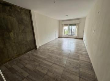 Departamento · 31m² · Monoambiente Reciclado a Nuevo en Venta en Castelar Centro