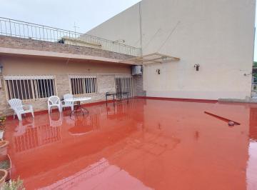 PH · 254m² · 4 Ambientes · Venta PH de 3 Ambientes con Terraza en 2d Piso por Escalera o Montapersona y Lavadero