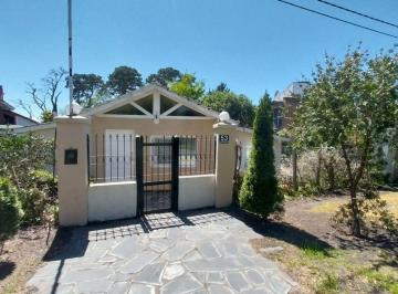 Casa de 3 ambientes, Mar del Plata · Casa en Venta en Sierra de Los Padres. Apta Credito Zona: Torre Tanque.