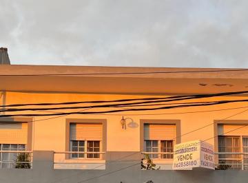 Departamento de 5 ambientes, Esteban Echeverría · Departamento de 5 Ambientes con Cochera