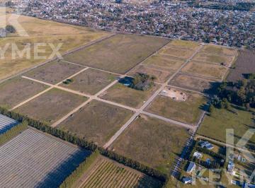 Terreno · 450m² · Barrio Campo Alto - 7 y 654 - Parque Sicardi