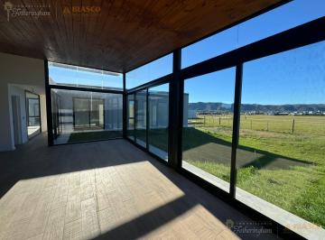 Casa · 200m² · 5 Ambientes · 1 Cochera · Espectacular Casa en Venta | Puerto del Aguila | Potrero de Garay |calamuchita