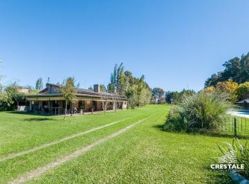 Casa · 60000m² · 4 Ambientes · Venta Casa Campo Villa Amelia