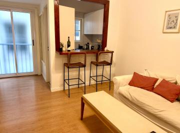 Departamento de 2 ambientes, Recoleta · Melo Entre Ayacucho y Junin - Impecable 2 Ambientes - Mucha Luz