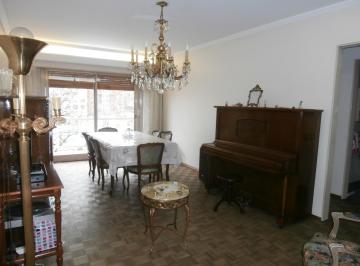 Departamento de 3 ambientes, Villa Urquiza · Venta Departamento 3 Amb. Al Frente con Balcon y Dependencia en Villa Urquiza