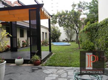 Casa · 300m² · 5 Ambientes · 3 Cocheras · Casa de 4 Dorm. en Lomas de Zamora Oeste