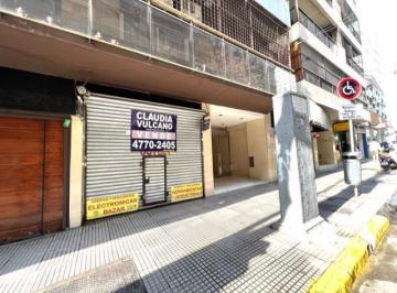 Local comercial · 160m² · Local en Aguero 1600 a m de Av Santa Fe.