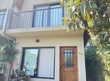 Casa · 81m² · 3 Ambientes · Venta Duplex con 2 Habitaciones y Jardín en Roque Pérez