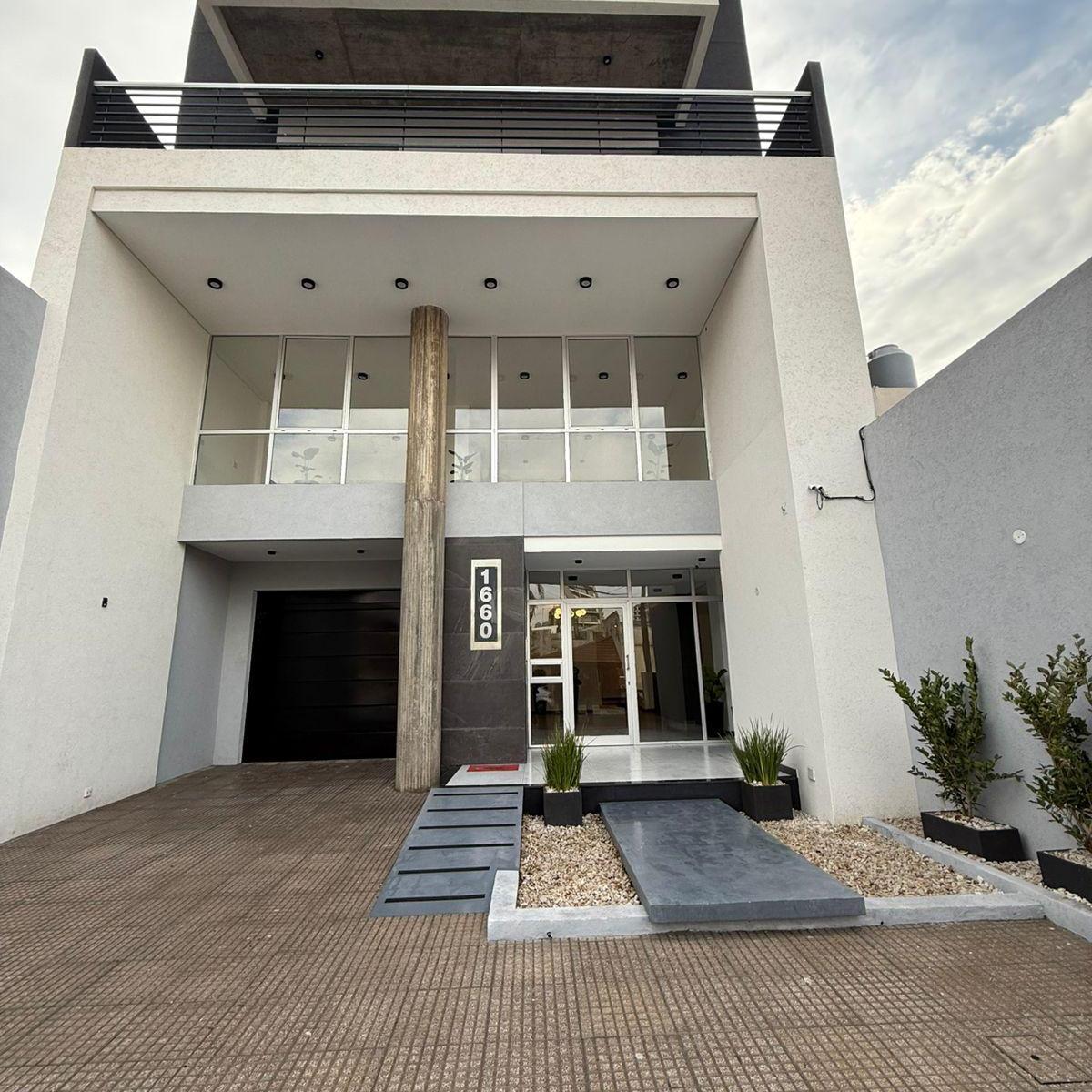 SITIO DE MONTEVIDEO 1600