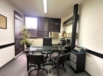 Oficina comercial · 34m² · 3 Ambientes · Oficina en Once Dos Despachos Salita de Reuniones y Recepcion - Muy Buena Ubicacion