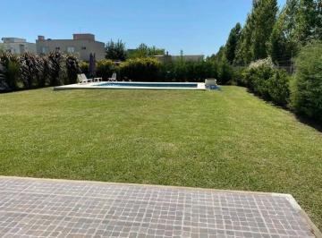 Casa - Venta - Barrio Santa Guadalupe, Pilar del Este · Casa - Venta - Barrio Santa Guadalupe, Pilar del Este