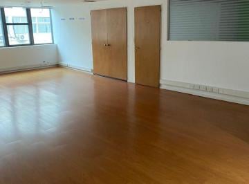 Oficina comercial , Recoleta · Planta Libre Al Frente Luminosa