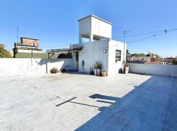 Casa de 6 ambientes, La Matanza · Casa con 2 Dorm. y 251 m² en Venta en Villa Madero